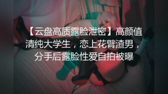 笑起来甜美少妇  浴室洗澡跪地口交  掰穴69姿势舔逼  抬起双腿抽插猛操