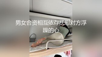 极品风骚美御姐！性感黑丝照镜子自摸！无毛肥唇美穴，换上情趣装半脱丝袜，按摩器震穴极度淫骚