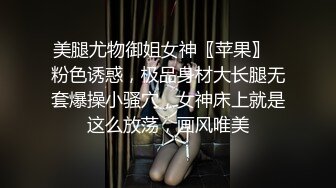 家里的小骚妻睡前来一啪给狼友看，全程露脸发骚口交大鸡巴，让大哥舔逼乳交爆草奶子，多体位无套抽插骚穴