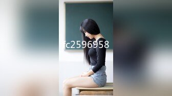 STP29840 极品美乳花臂妹妹！躺在床上很寂寞！全裸手指扣骚穴，假屌骑坐猛插，快速抽插冲刺 VIP0600