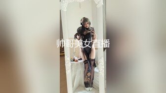 先用甜言蜜语让与纤合度的辣妹交心～再到床上激情啪啪